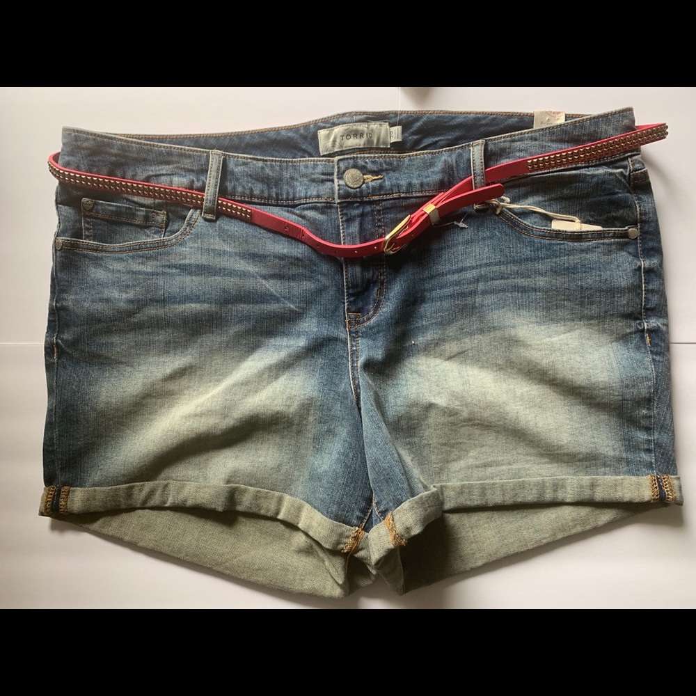 Torrid Rolled Denim shorts with pink studded belt
